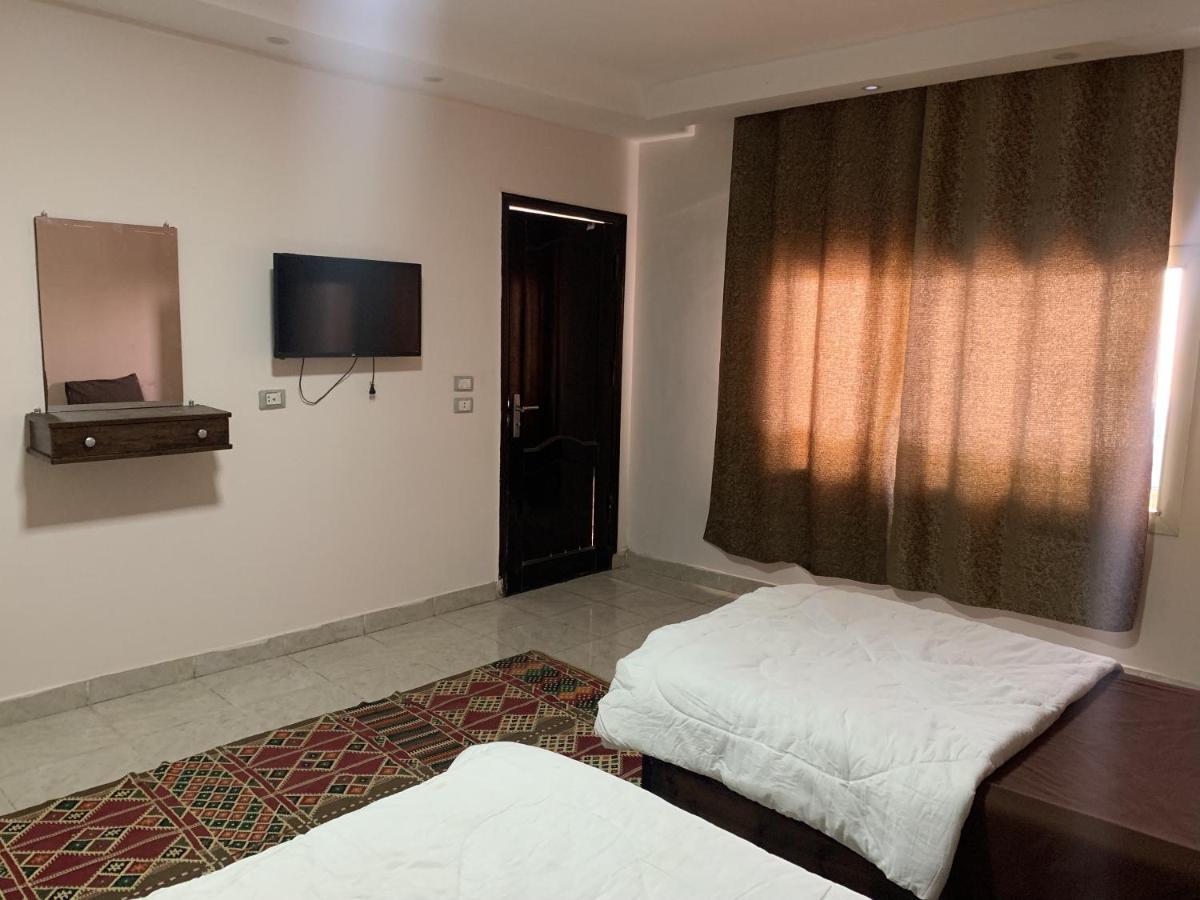 King Khufu Pyramids View Hotel Kafret el-Gabal 외부 사진