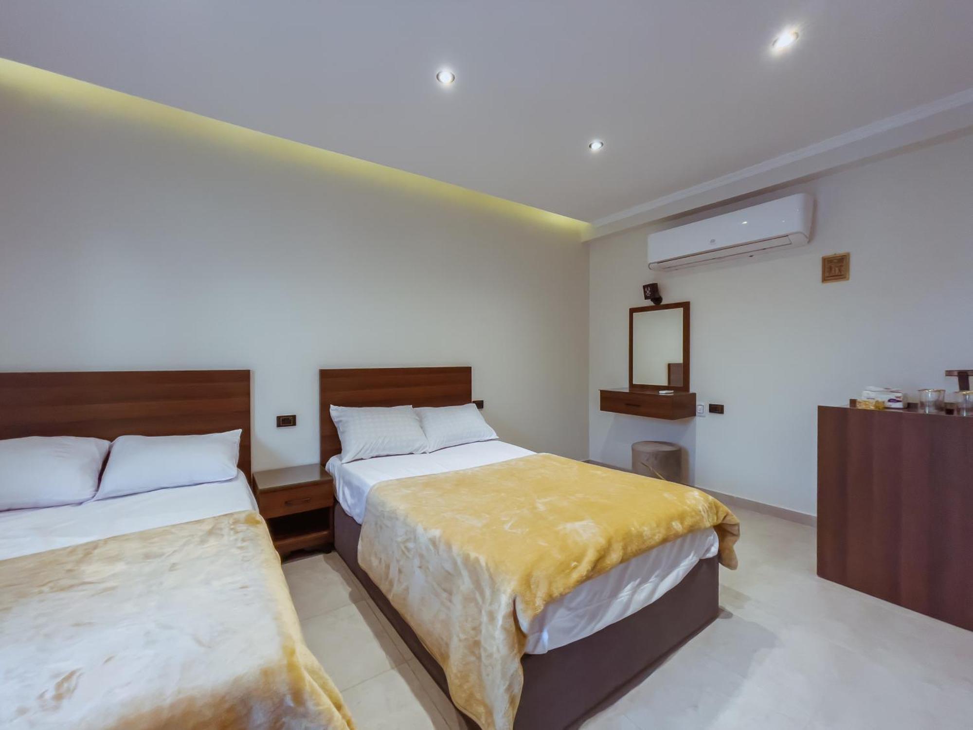 King Khufu Pyramids View Hotel Kafret el-Gabal 객실 사진